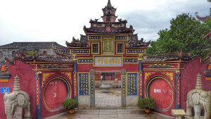 福鼎昭明寺：屹立于鳌峰山顶的千年古刹 现任住持界空法师山巅潜心修行40余载